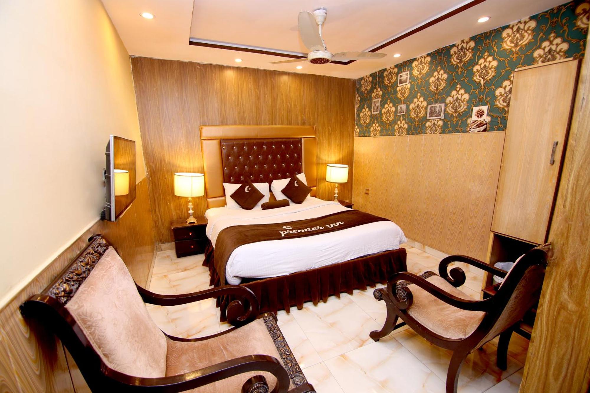 Premier Inn Gulberg Lahore Exterior photo