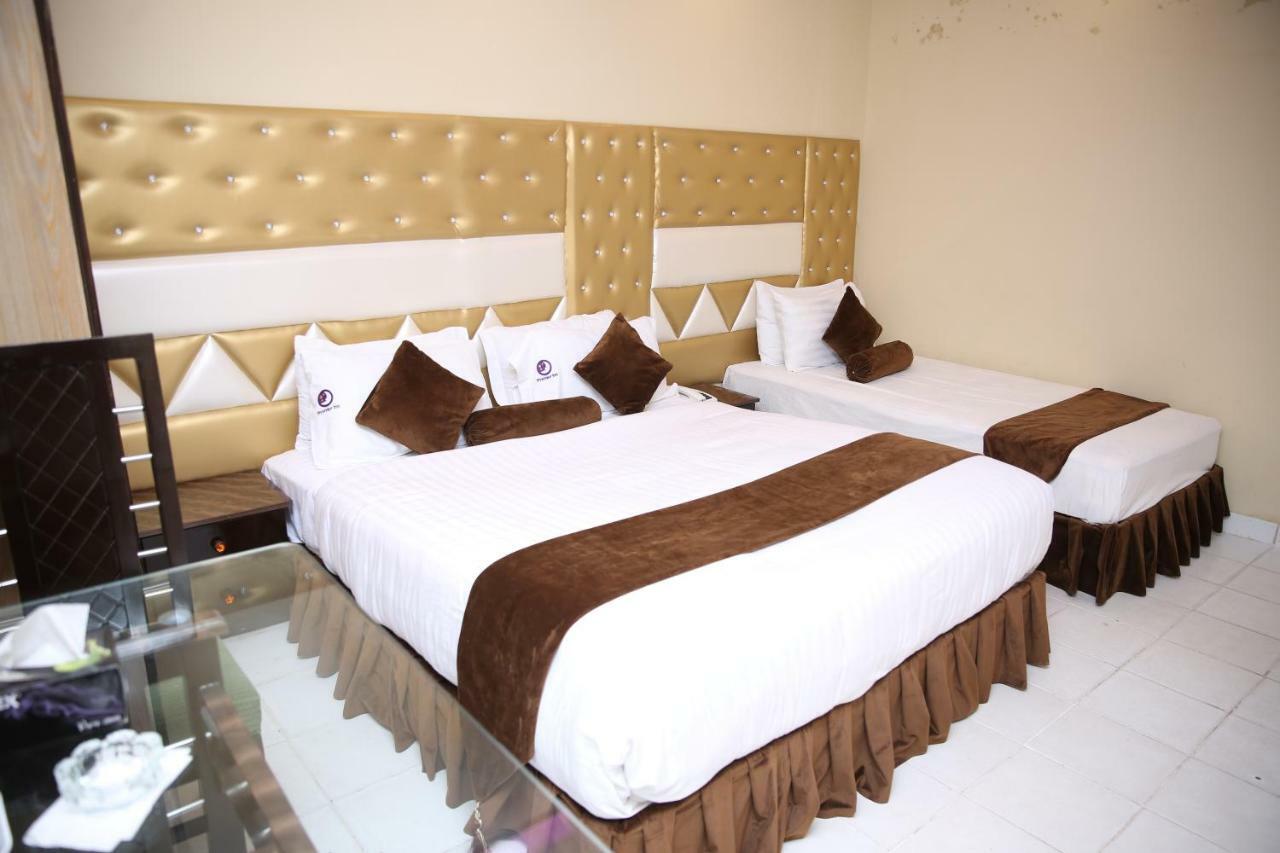 Premier Inn Gulberg Lahore Exterior photo