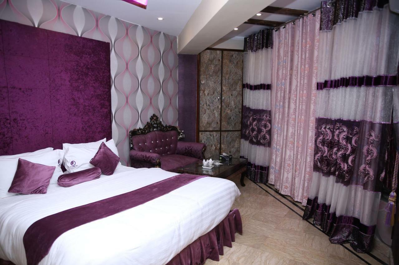 Premier Inn Gulberg Lahore Exterior photo