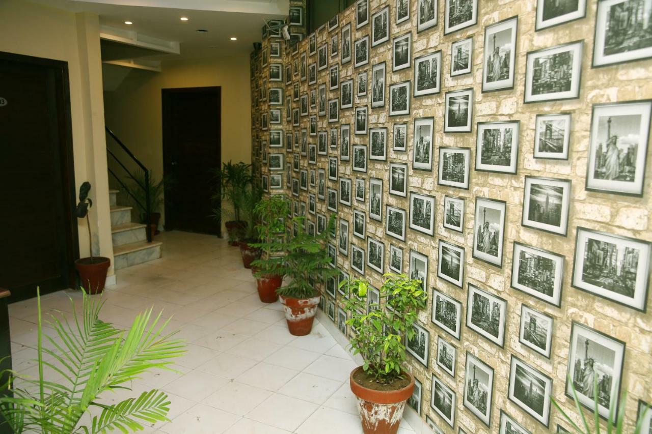 Premier Inn Gulberg Lahore Exterior photo